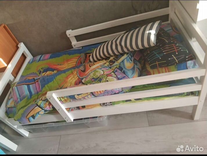 Детская кровать от 2 лет с бортиками