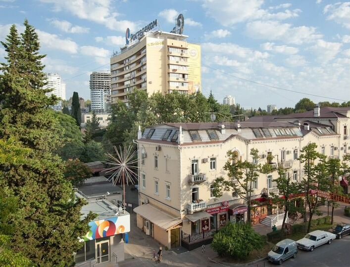 3-к. квартира, 70 м², 2/4 эт.