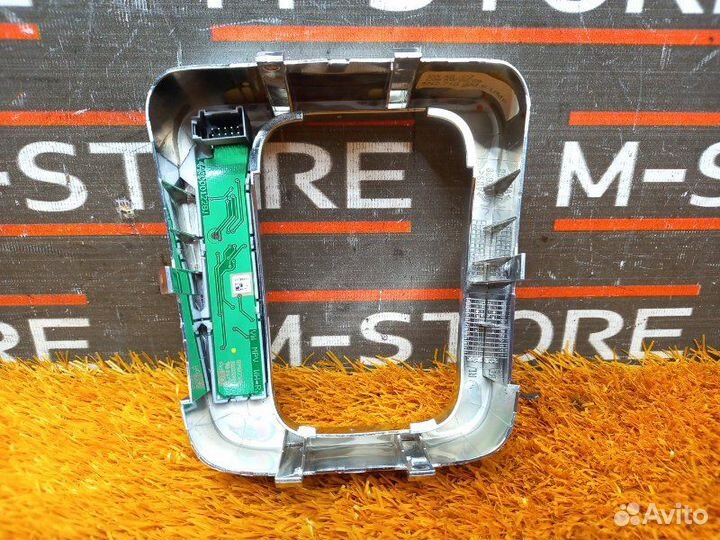 Консоль селектора Volkswagen Tiguan 5N cawa 2009