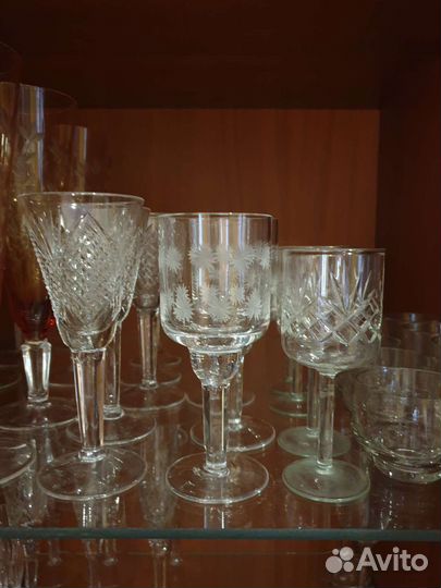 Рюмка, бокалы хрустальные и стеклянные