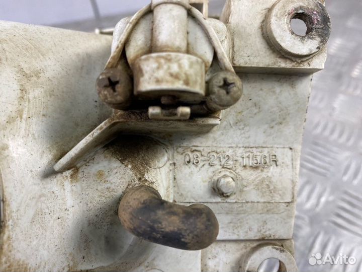 Фара галогеновая передняя правая Toyota Carina E