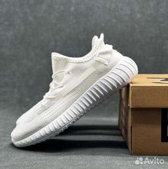 Кроссовки Adidas Yeezy