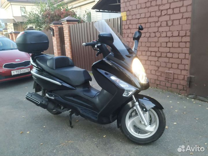 SYM GTS 250