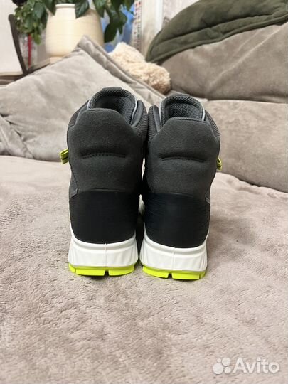 Зимние ботинки ecco 34