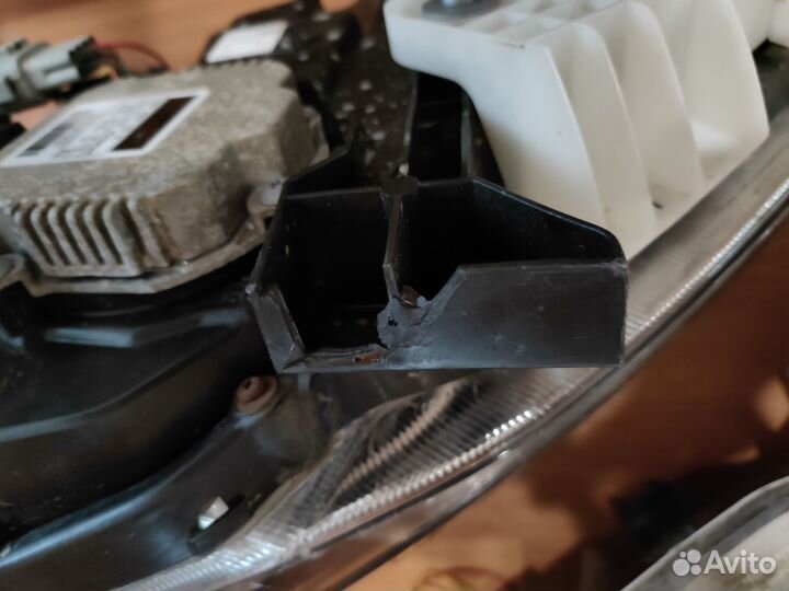 Фары LED Nissan Leaf