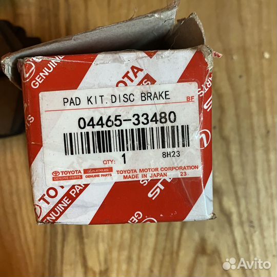 Передние тормозные колодки Toyota Rav 4