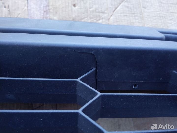 Решетка переднего бампера Skoda Kodiaq