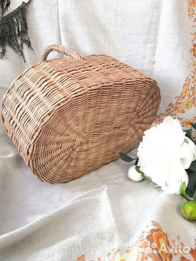 Корзина плетеная