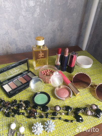 Набор косметики пакетом бу