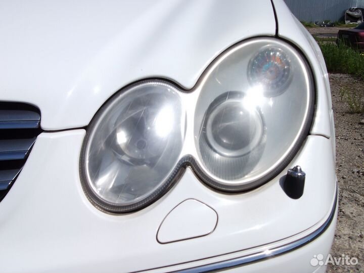 Фары передние Мерседес W209