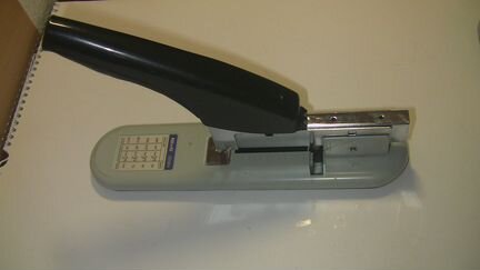 Степлер канцелярский KW-triO 50 SB