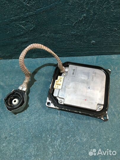 Блок розжига ксенон Toyota Lexus 8596752010