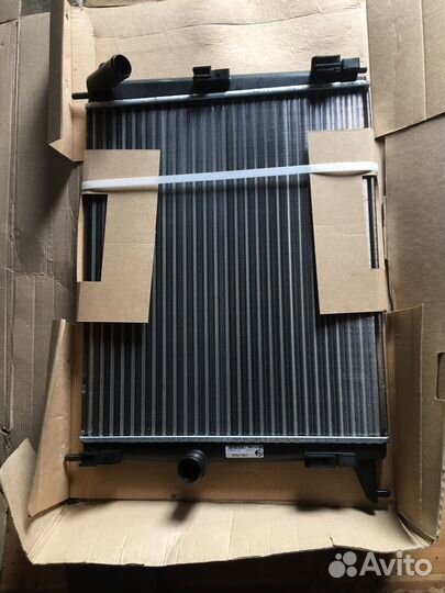 Радиатор Логан, Ларгус,Дастер