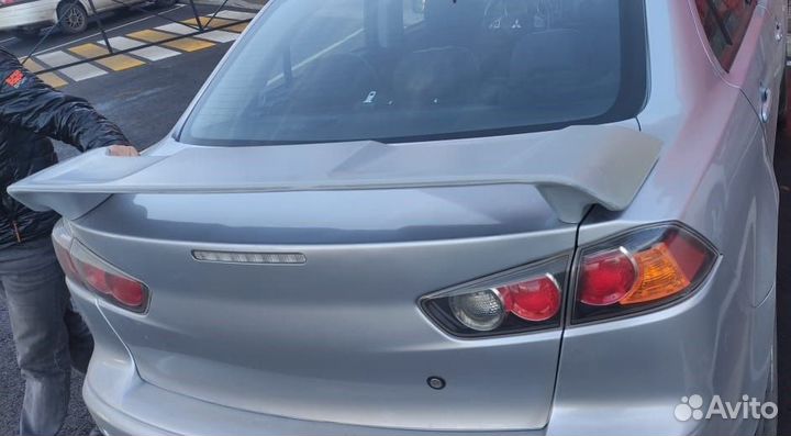 Спойлер Mitsubishi Lancer 10