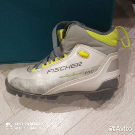 Лыжные ботинки fischer детские 34 р