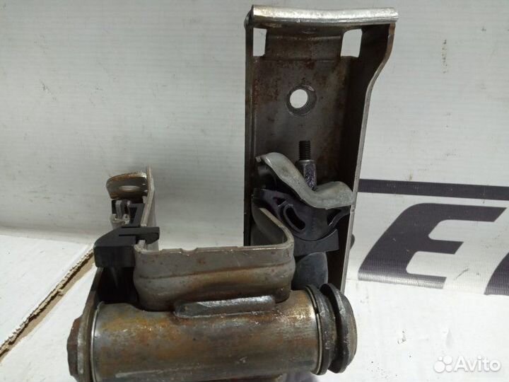 Механизм ручного тормоза Audi Q7 4L 2009—2015