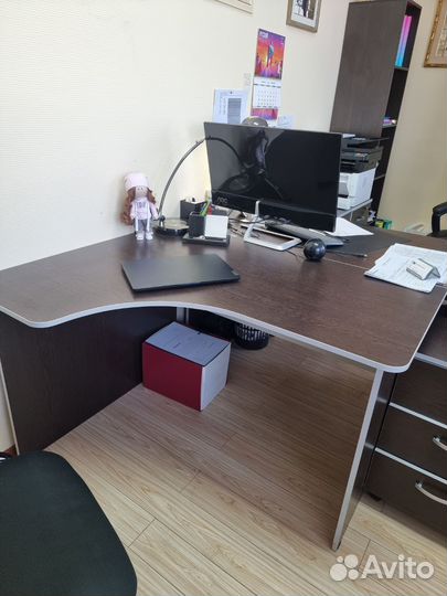 Стол компьютерный