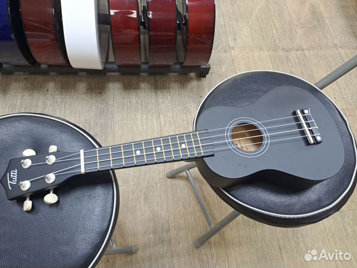 Укулеле сопрано чёрная матовая