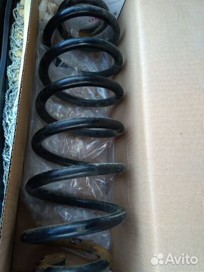 Пружина задняя LR VW Tiguan