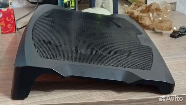 Подставка с охлаждением для ноутбука