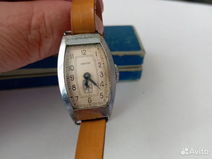 Часы наручные женские СССР звезда