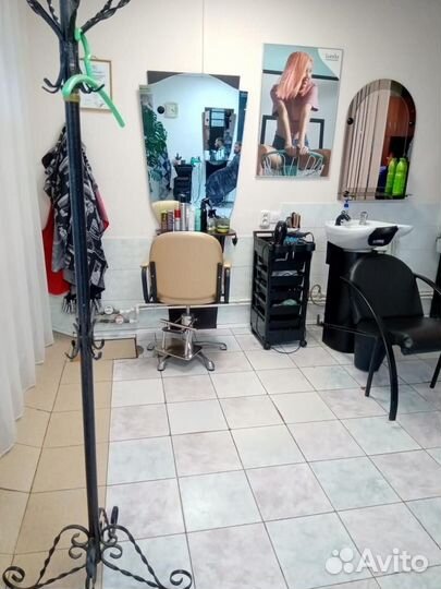 Парикмахер, мастер маникюра (аренда или процент)