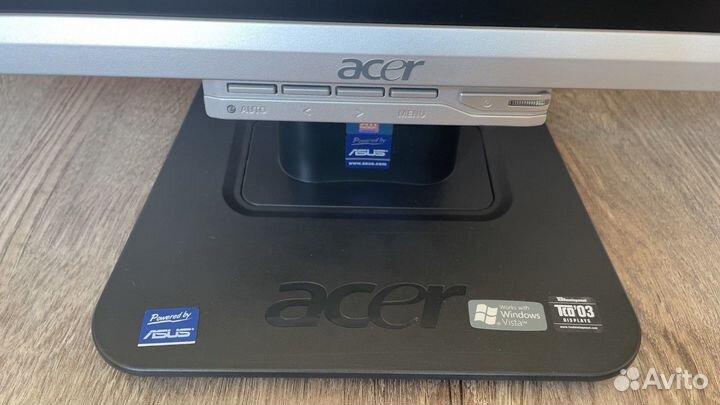 Монитор Acer LCD