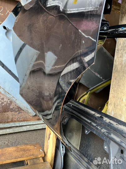 Дверь боковая задняя левая Mazda Cx-7 внедорожник