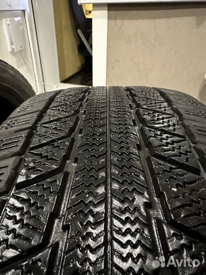 Triangle TR777 215/55 R17 98V