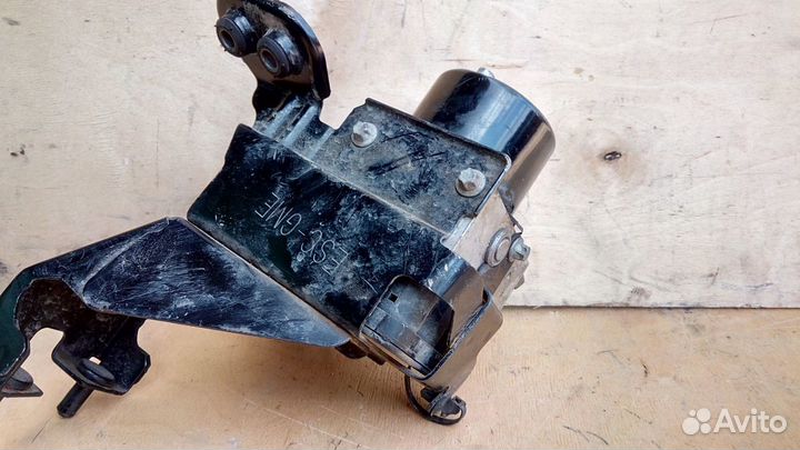 Блок ABS ADN 13370782 на Опель Astra J