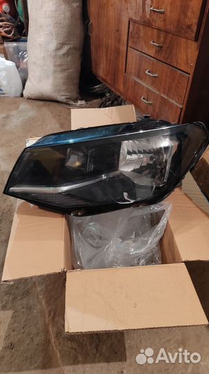 Фара передняя левая Volkswagen caddy 4
