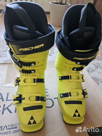 Горнолыжные ботинки детские 23
