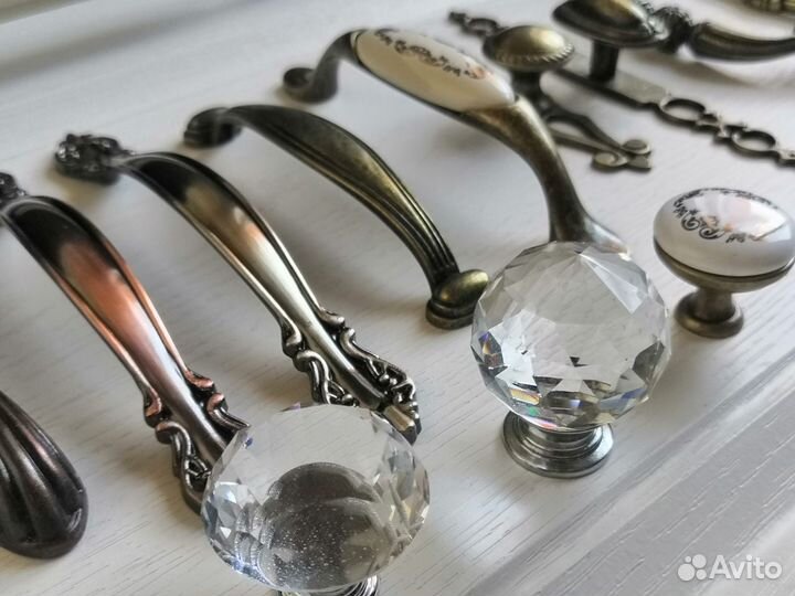 Новые Мебельные ручки черные/стар.бронза/кристалл