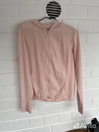 Спортивная одежда для фитнеса женская Uniqlo