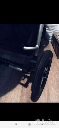 Прогулочная коляска bumbleride