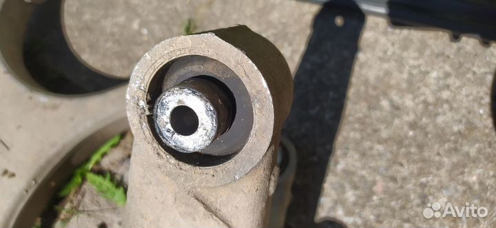 BMW E53 Задние нижние рычаги