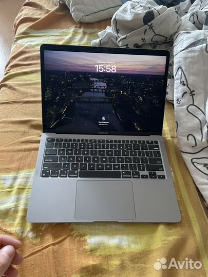 Macbook air m1 8/256
