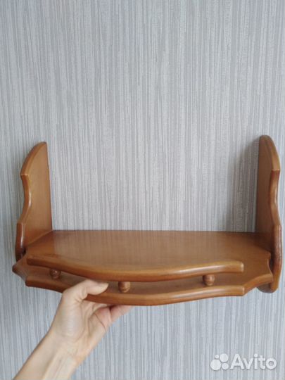 Полка навесная под зеркало