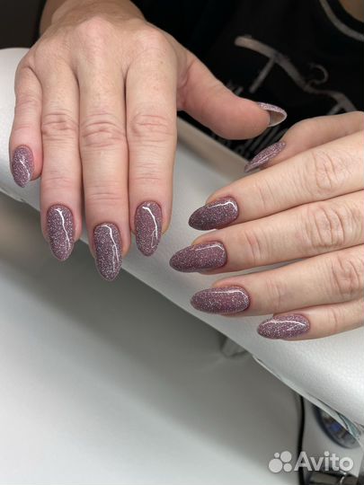 Маникюр и педикюр