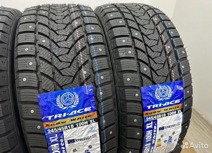 Tri Ace Snow White II 245/45 R18 33H