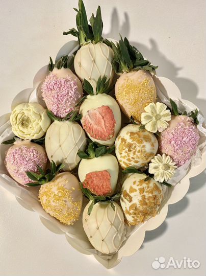 Свежая Клубника в шоколаде. Наборы и букеты из клу