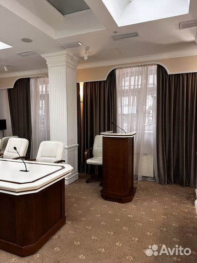 Помещение для конференций (совещаний, переговоров)