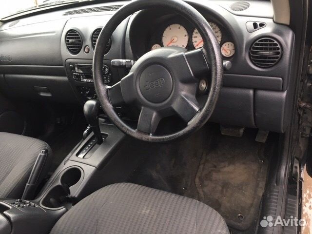 Разбор на запчасти Jeep Liberty