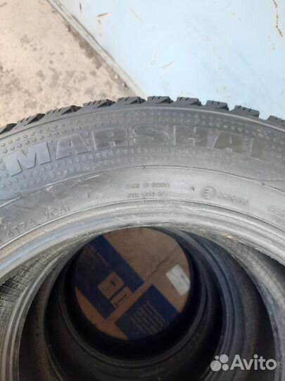 Marshal I'Zen Ice King KW21 225/60 R17 103T