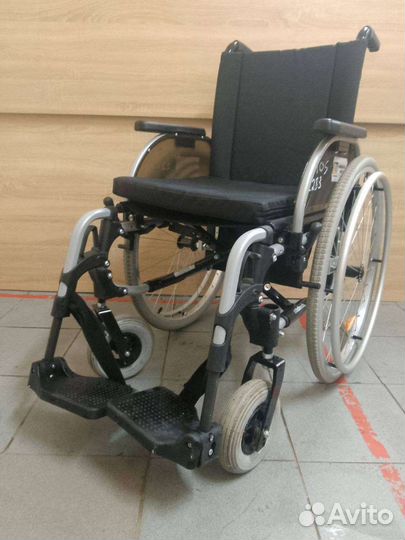 Аренда костылей, колясок, ортезов, ходунков