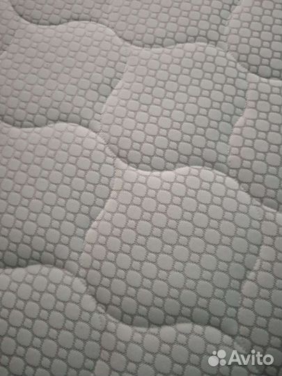 Матрас 140х200 бу