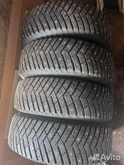 Goodyear UltraGrip Ice Arctic SUV 215/65 R17 99T