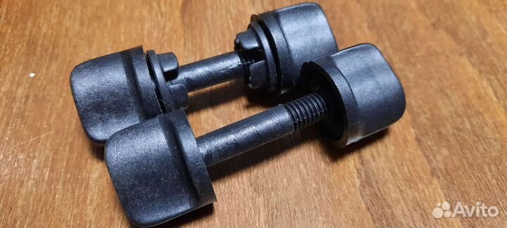 Болты крепления катушки E Trac.Explorer. 2 шт