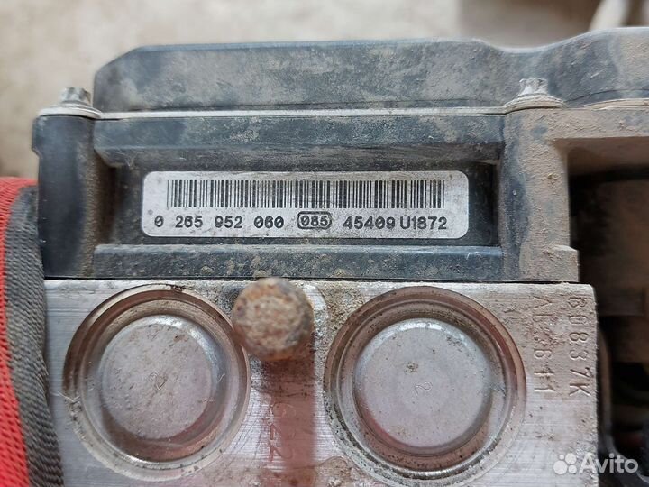 Блок абс Ситроен С4 В7 седан