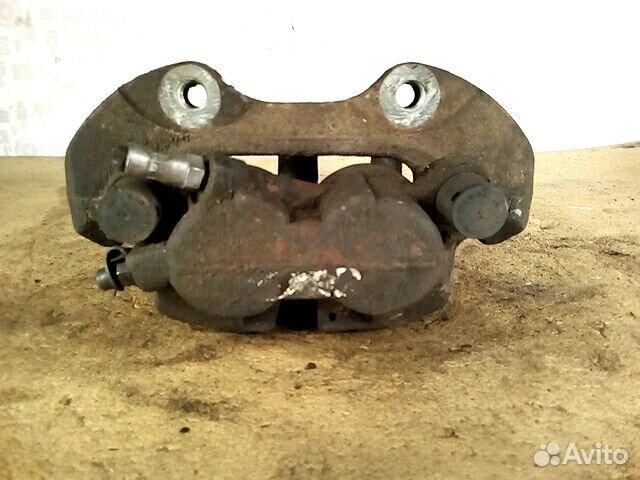 Суппорт передний левый Mercedes-Benz R-Класс W251